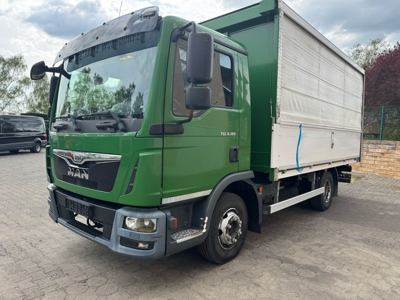 MAN TGL 8.180/2xAHK/Luft/Zertifiziert/Citylifter - Truk minuman: gambar 4 MAN TGL 8.180/2xAHK/Luft/Zertifiziert/Citylifter - Truk minuman: gambar 4