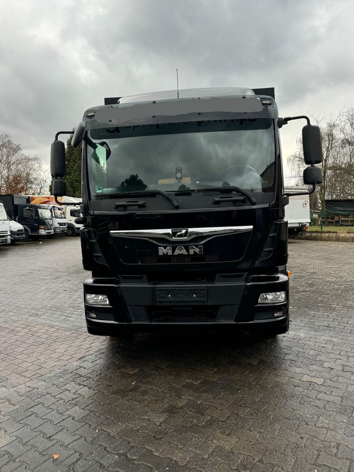 MAN TGM 26.320/LBW/Lenk-Lift/22 Pal. - Truk minuman: gambar 3 MAN TGM 26.320/LBW/Lenk-Lift/22 Pal. - Truk minuman: gambar 3