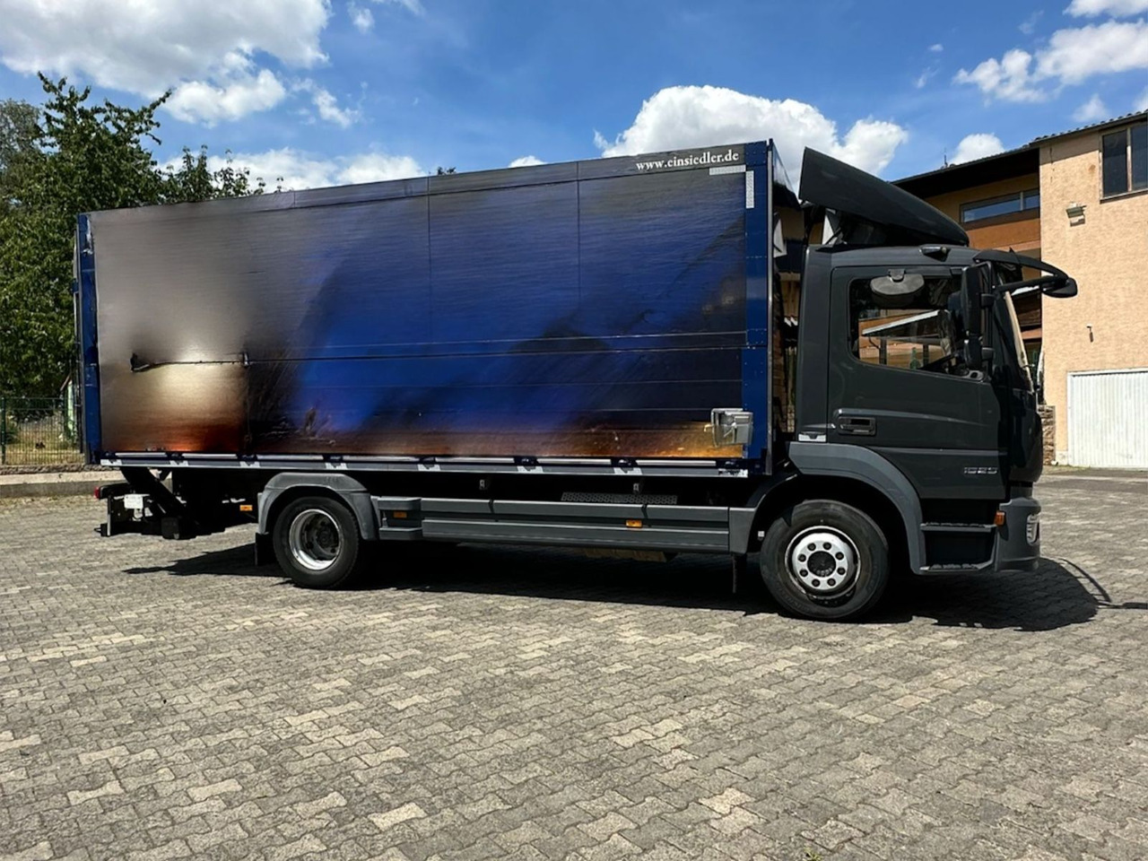 Mercedes-Benz Atego 1523/Klima/LBW/GT-Zertifiziert/2xAHK - Truk minuman: gambar 3 Mercedes-Benz Atego 1523/Klima/LBW/GT-Zertifiziert/2xAHK - Truk minuman: gambar 3