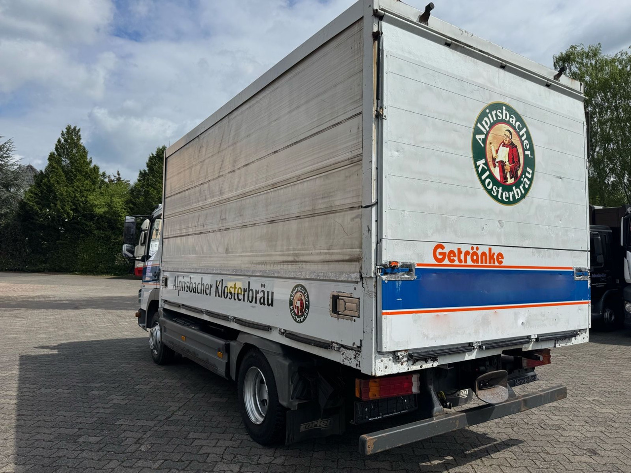 Mercedes-Benz Atego 818/Roll-Plane/Tüv-Neu/1xAHK-Maul/ - Truk minuman: gambar 4 Mercedes-Benz Atego 818/Roll-Plane/Tüv-Neu/1xAHK-Maul/ - Truk minuman: gambar 4