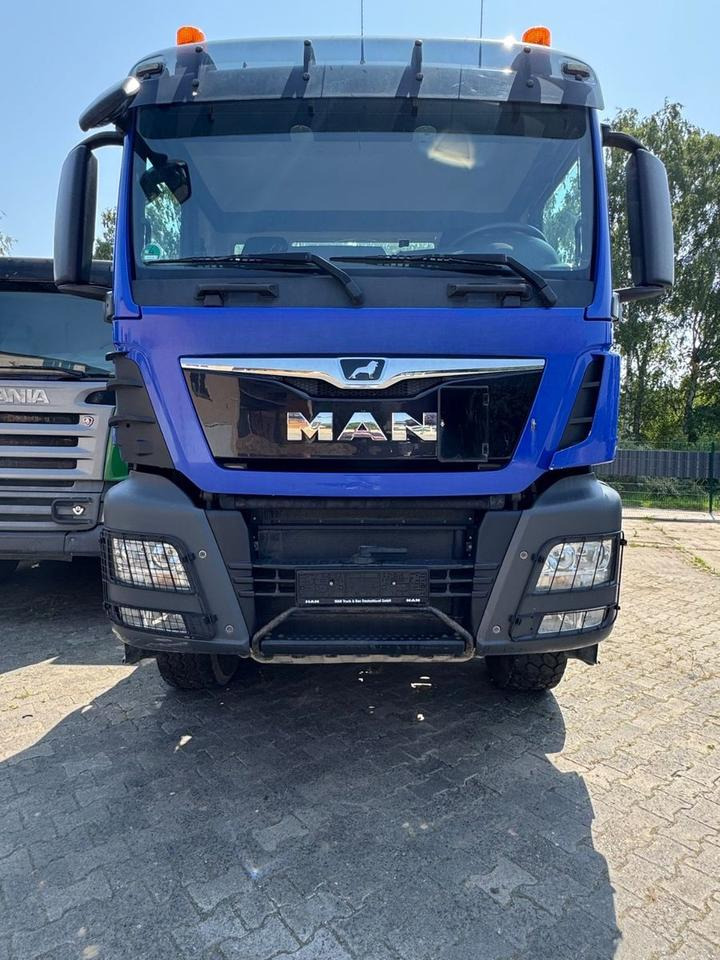 MAN 18.460 TGS/B-B/Kipp/4X4/klp.Zug/TOP-ZUSTAND - Tractor head, Semi-trailer jungkit: gambar 3 MAN 18.460 TGS/B-B/Kipp/4X4/klp.Zug/TOP-ZUSTAND - Tractor head, Semi-trailer jungkit: gambar 3