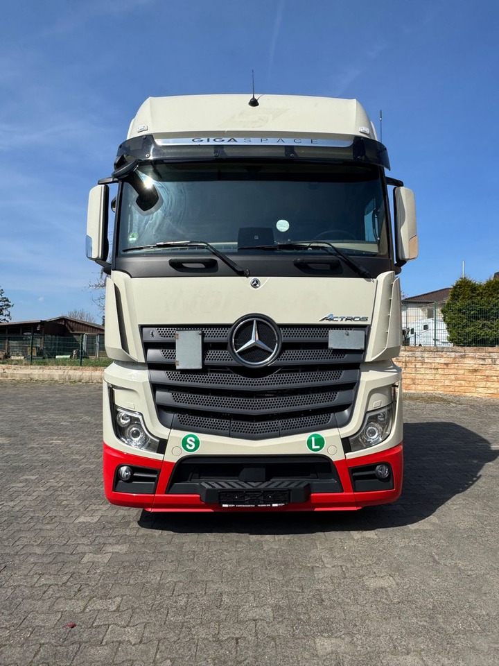 Mercedes-Benz Actros 1848/GIGA/Retarder/2xBett/2instock - Tractor head: gambar 2 Mercedes-Benz Actros 1848/GIGA/Retarder/2xBett/2instock - Tractor head: gambar 2