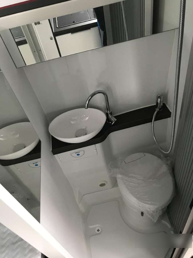 Leasing ADRIA Twin Sport 640 SG ADRIA Twin Sport 640 SG: gambar 7 Leasing ADRIA Twin Sport 640 SG ADRIA Twin Sport 640 SG: gambar 7