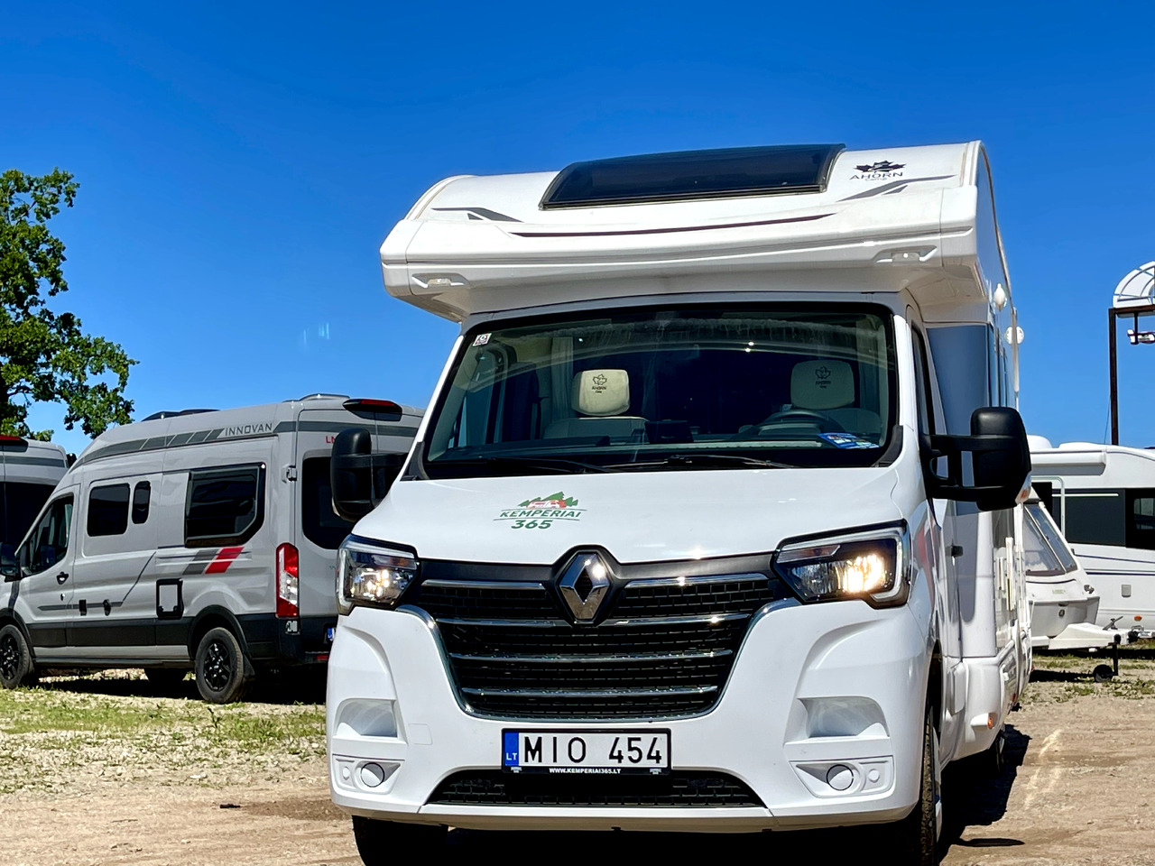Mobil rumah semi-terintegrasi AHORN Alaska TD plus: gambar 1