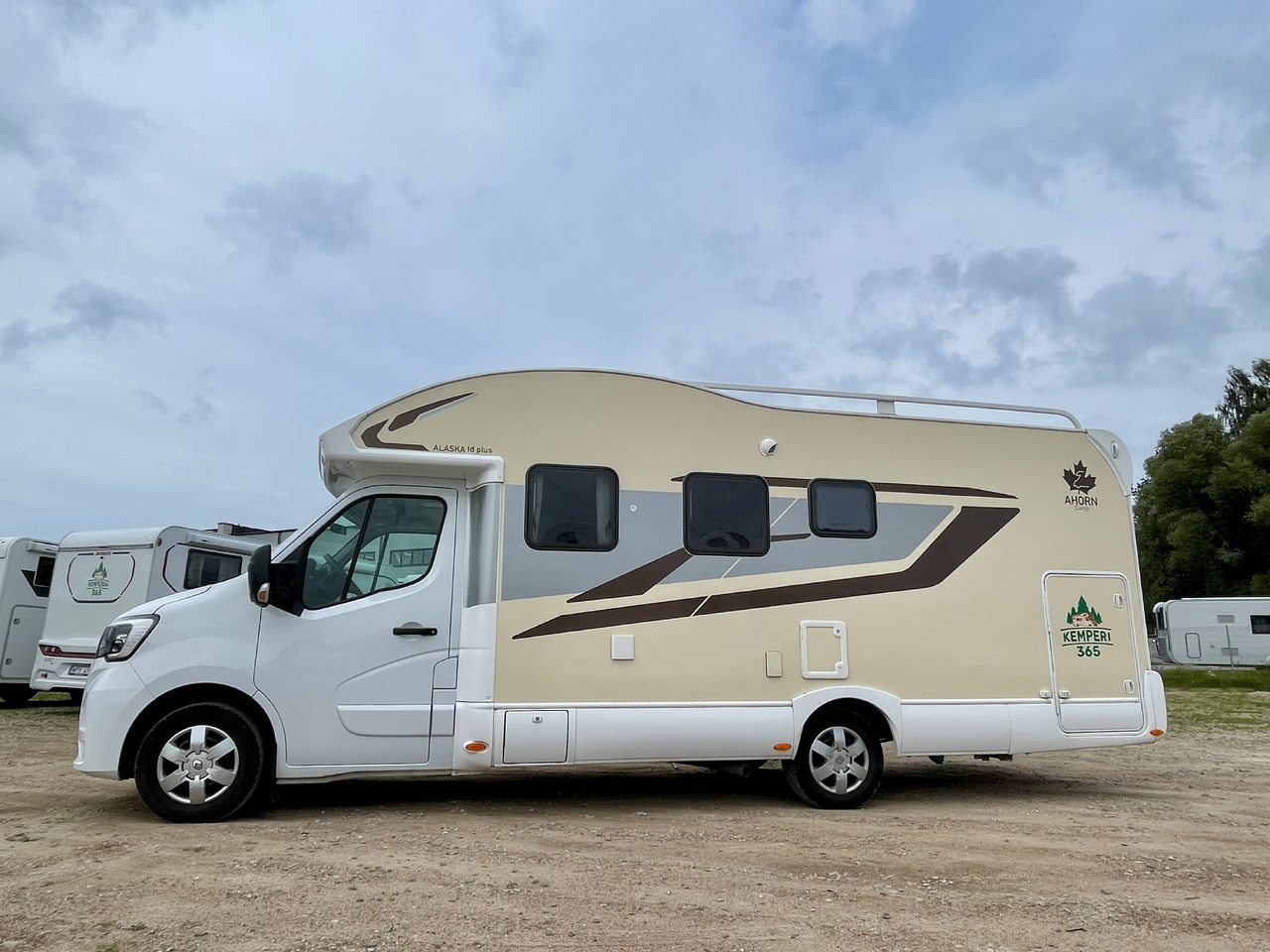 AHORN CAMP Alaska TD plus - Mobil rumah semi-terintegrasi: gambar 3 AHORN CAMP Alaska TD plus - Mobil rumah semi-terintegrasi: gambar 3