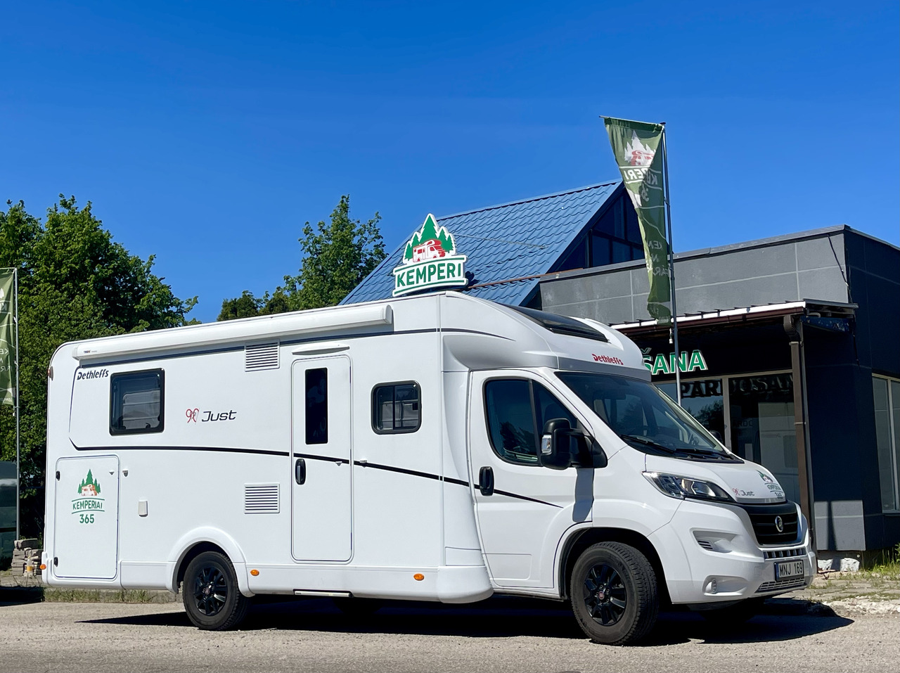 DETHLEFFS T7052 DBL - Mobil rumah semi-terintegrasi: gambar 2 DETHLEFFS T7052 DBL - Mobil rumah semi-terintegrasi: gambar 2