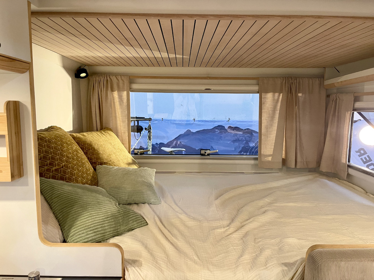 Greenlander - Mobil rumah semi-terintegrasi: gambar 3 Greenlander - Mobil rumah semi-terintegrasi: gambar 3