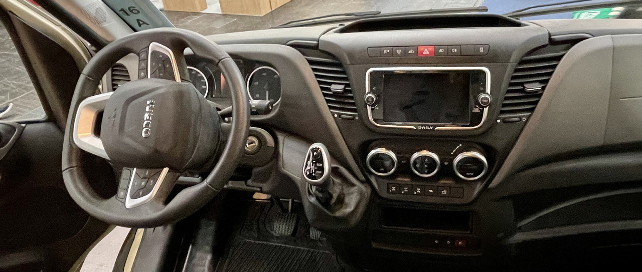 Greenlander - Mobil rumah semi-terintegrasi: gambar 4 Greenlander - Mobil rumah semi-terintegrasi: gambar 4