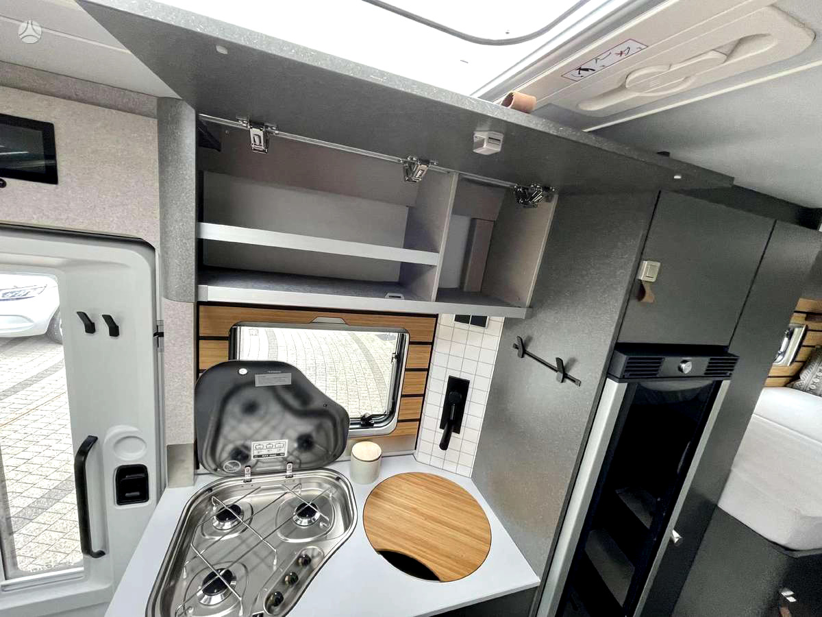 Mobil rumah semi-terintegrasi baru Hymer MLT 580 4x4: gambar 13
