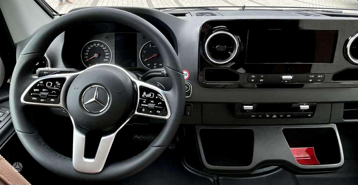 Mobil rumah semi-terintegrasi baru Hymer MLT 580 4x4: gambar 19