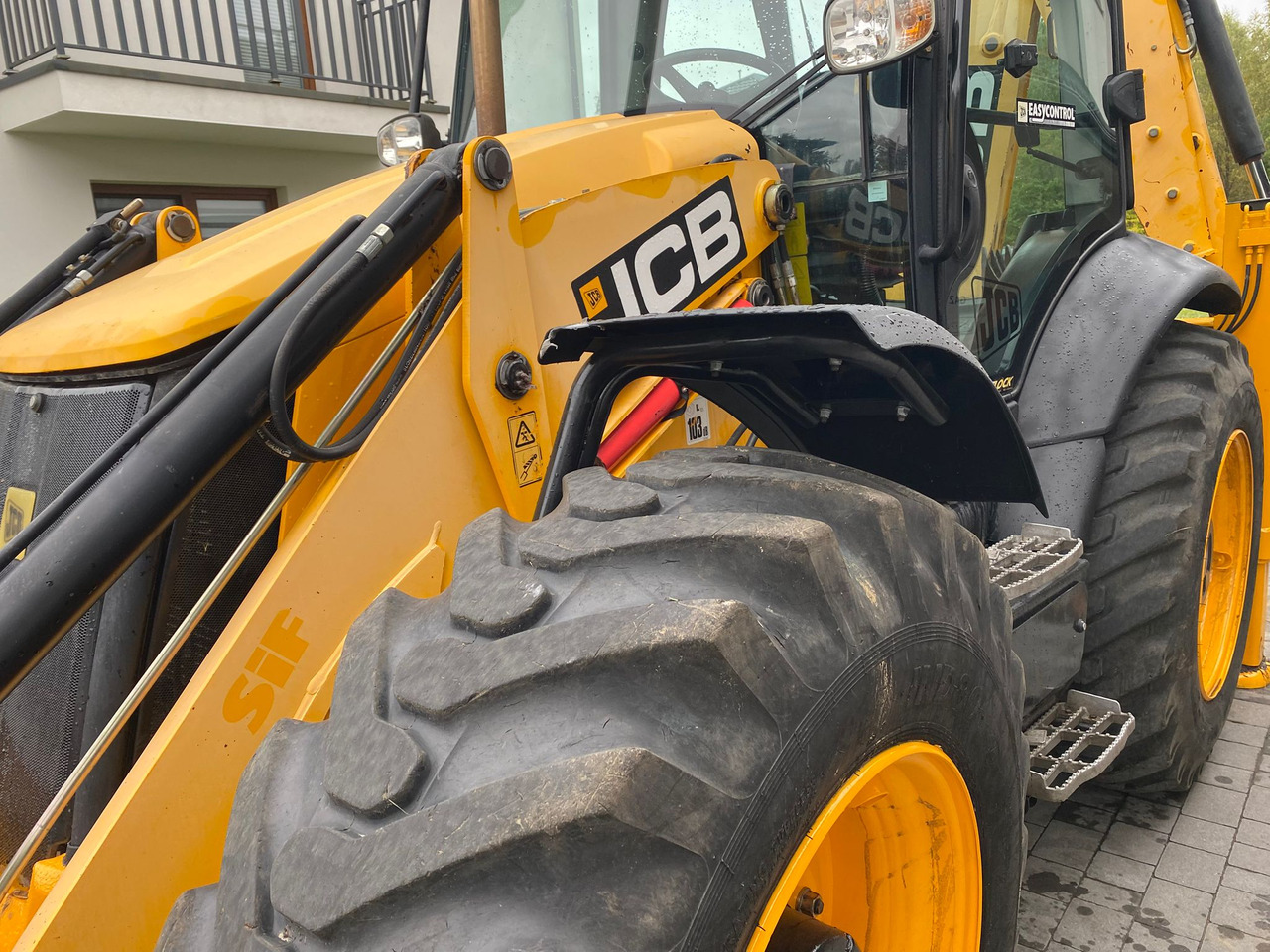 JCB 4CX - Backhoe loader: gambar 1 JCB 4CX - Backhoe loader: gambar 1
