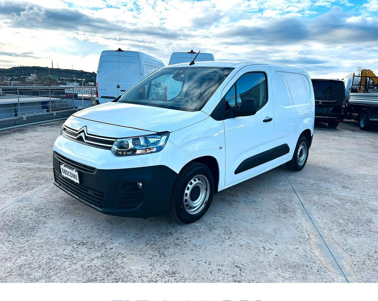 Citroen Berligno 1.6 HDi 100 cv 3 posti - Van kecil: gambar 1 Citroen Berligno 1.6 HDi 100 cv 3 posti - Van kecil: gambar 1