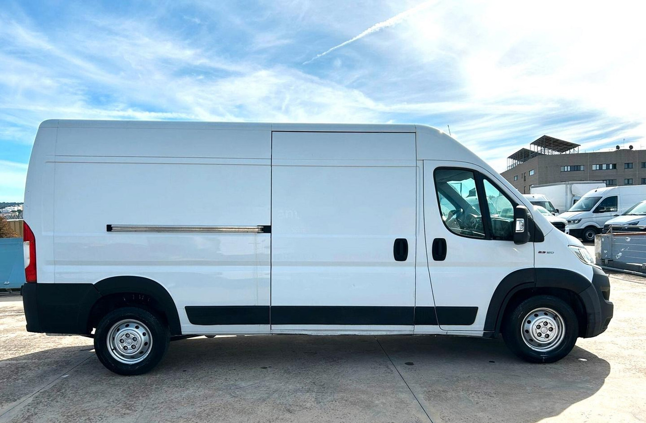Fiat Ducato LH2 2.3 MJT 150 cv - Van panel: gambar 4 Fiat Ducato LH2 2.3 MJT 150 cv - Van panel: gambar 4