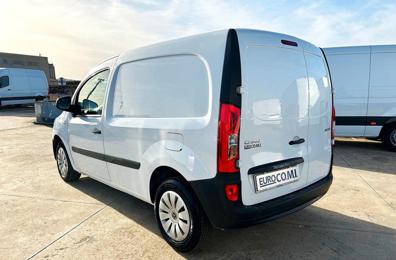 Van kecil Mercedes Benz Citan 111 cdi Long 3 posti: gambar 6