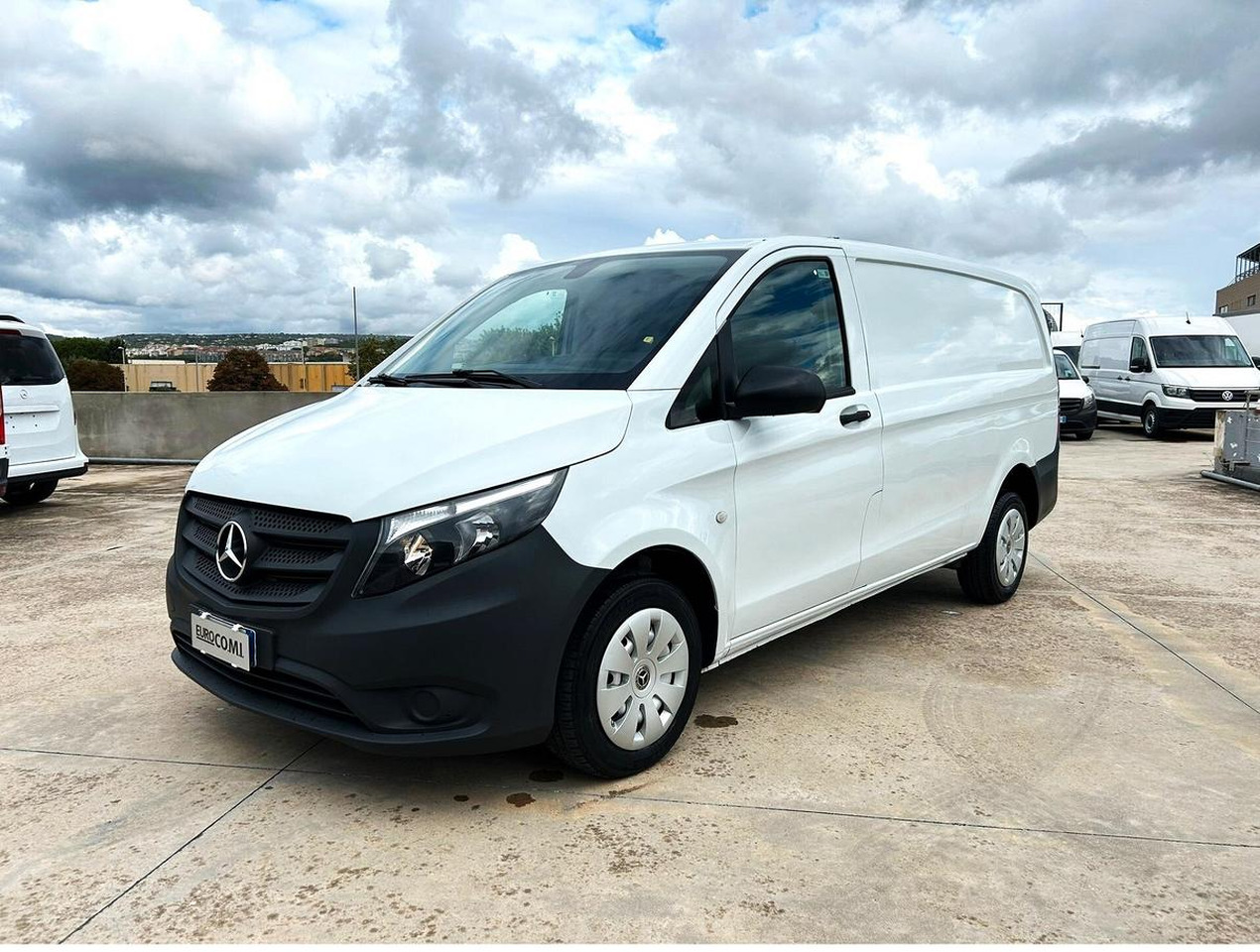 Mercedes Benz Vito 111 Furgone Long - Van panel: gambar 1 Mercedes Benz Vito 111 Furgone Long - Van panel: gambar 1
