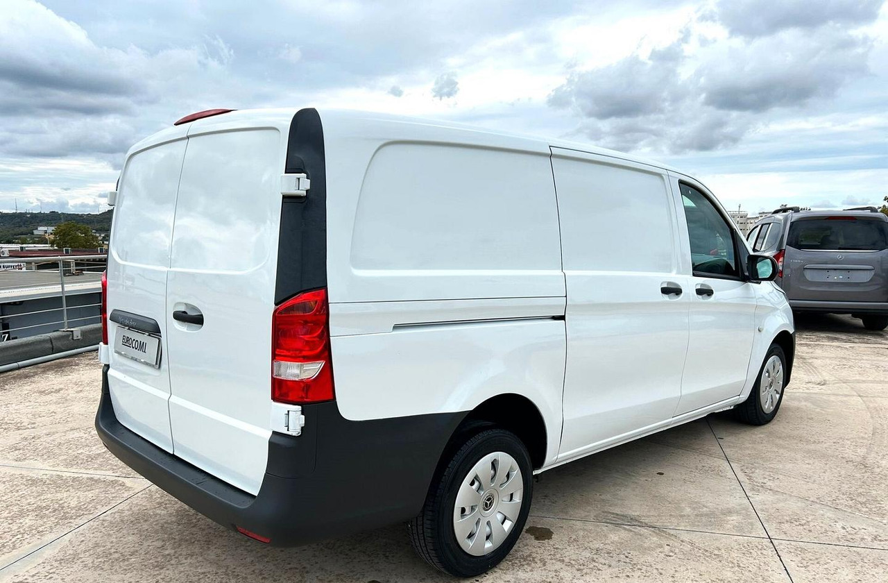 Mercedes Benz Vito 111 Furgone Long - Van panel: gambar 5 Mercedes Benz Vito 111 Furgone Long - Van panel: gambar 5