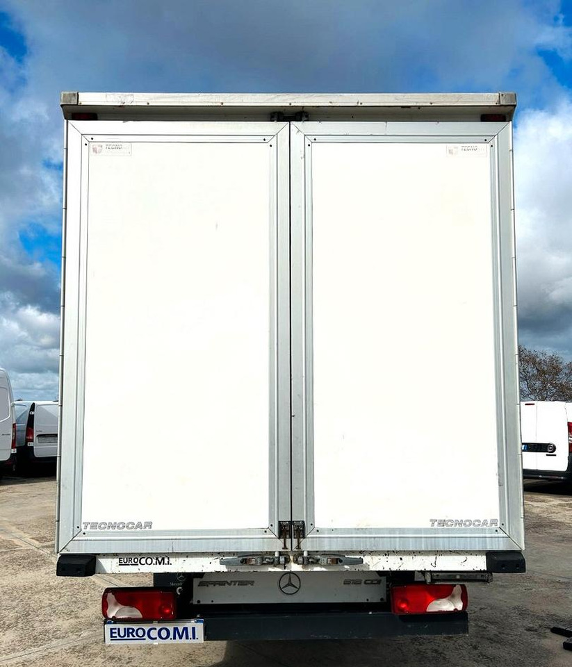 Sprinter 416 T 37/35 Furgonatura - Van box: gambar 5 Sprinter 416 T 37/35 Furgonatura - Van box: gambar 5