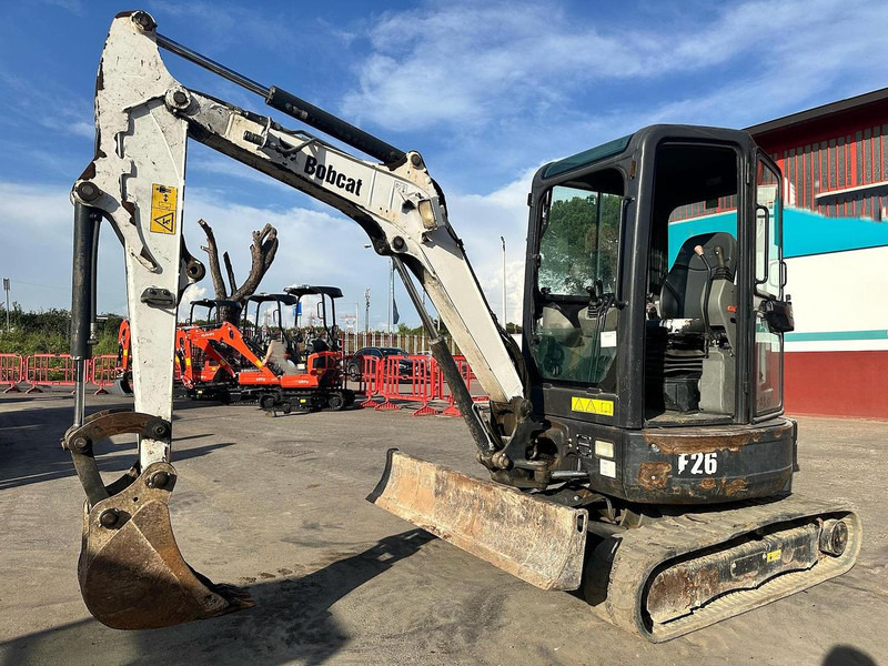 Bobcat E26 - Ekskavator mini: gambar 2 Bobcat E26 - Ekskavator mini: gambar 2