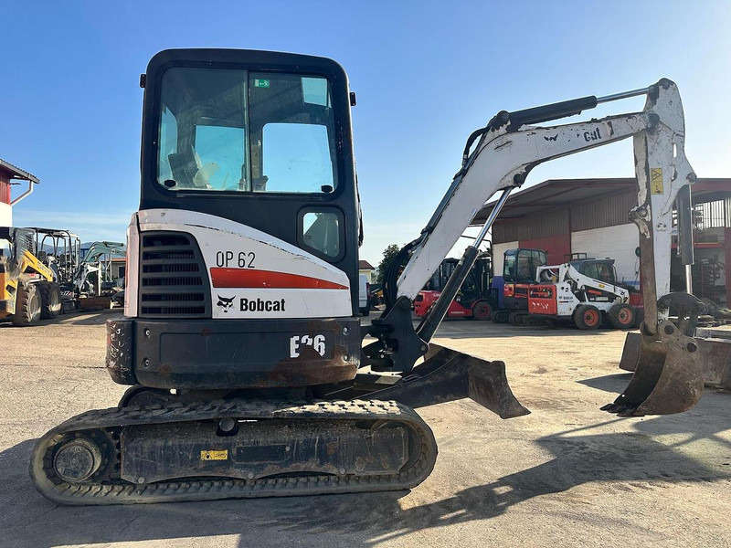 Bobcat E26 - Ekskavator mini: gambar 4 Bobcat E26 - Ekskavator mini: gambar 4