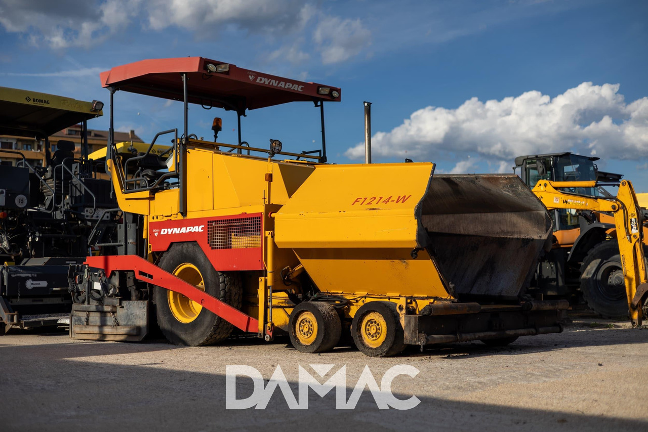 DYNAPAC F121-4W - Paver aspal: gambar 1 DYNAPAC F121-4W - Paver aspal: gambar 1