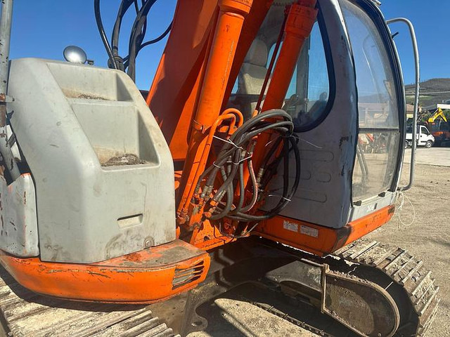 Fiat KOBELCO E115SR - Ekskavator: gambar 4 Fiat KOBELCO E115SR - Ekskavator: gambar 4