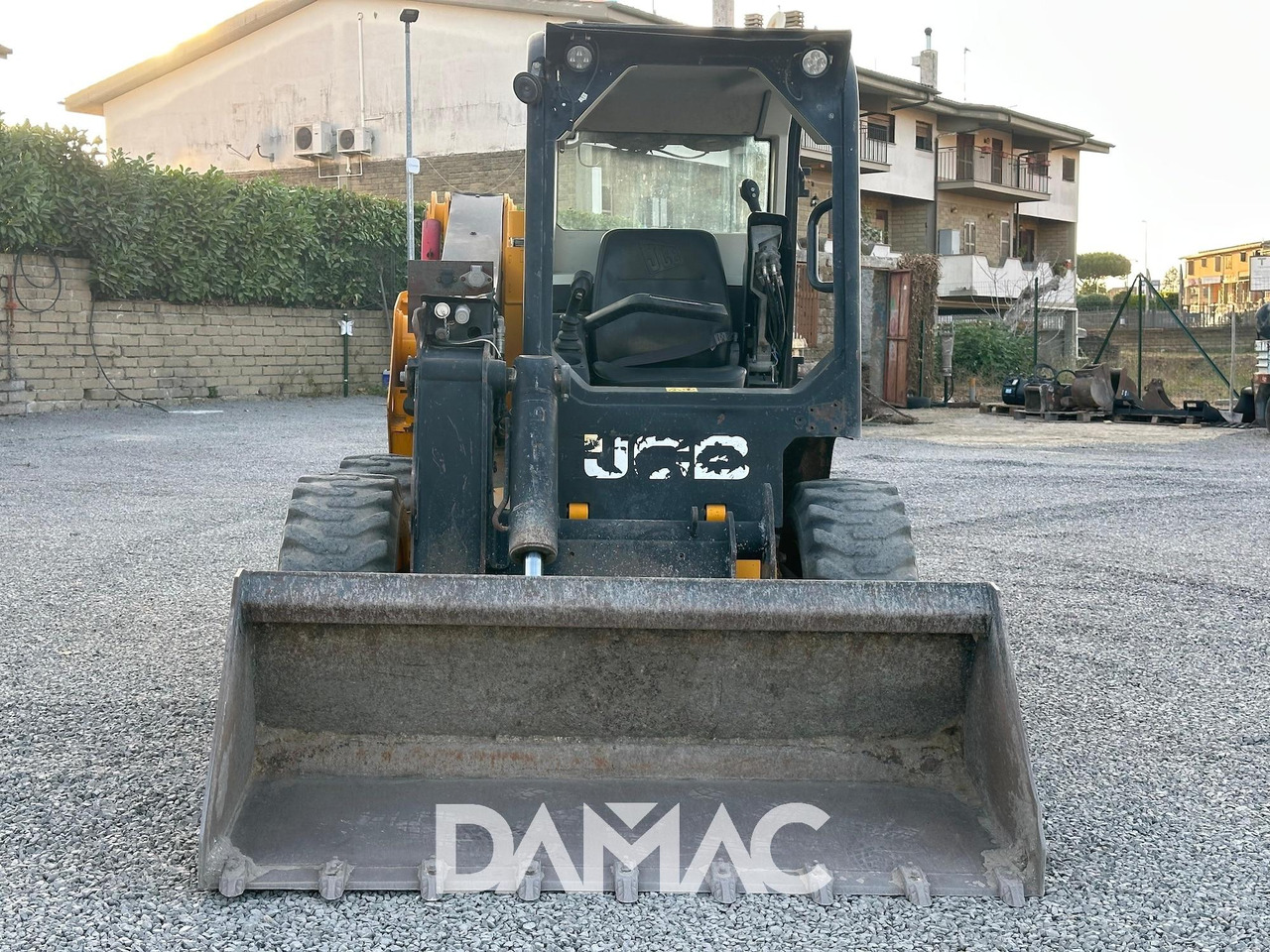 JCB 225 - Skid steer: gambar 2 JCB 225 - Skid steer: gambar 2