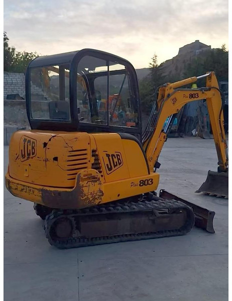 JCB 803PLUS - Ekskavator mini: gambar 3 JCB 803PLUS - Ekskavator mini: gambar 3