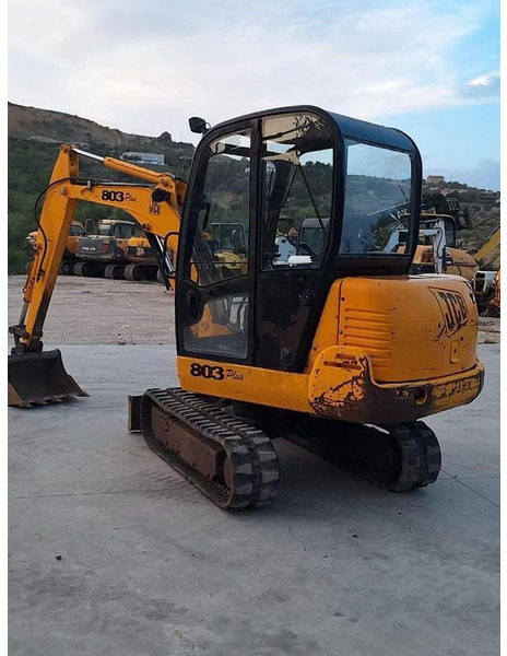 JCB 803PLUS - Ekskavator mini: gambar 4 JCB 803PLUS - Ekskavator mini: gambar 4