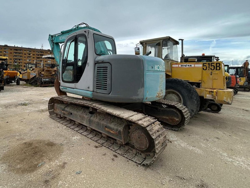 Kobelco SK135SR - Ekskavator: gambar 4 Kobelco SK135SR - Ekskavator: gambar 4