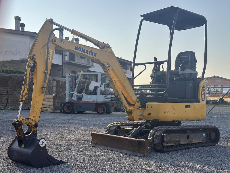 Komatsu PC16R-3HS - Ekskavator mini: gambar 2 Komatsu PC16R-3HS - Ekskavator mini: gambar 2