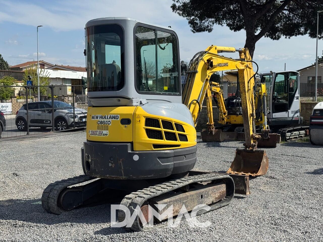 NEW HOLLAND E35.2SR - Ekskavator mini: gambar 3 NEW HOLLAND E35.2SR - Ekskavator mini: gambar 3