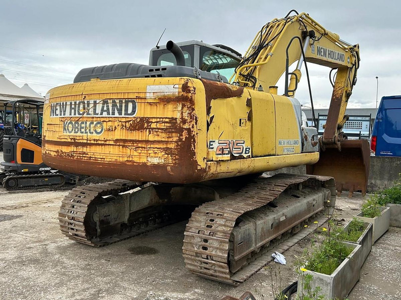 New Holland E215B - Ekskavator: gambar 5 New Holland E215B - Ekskavator: gambar 5