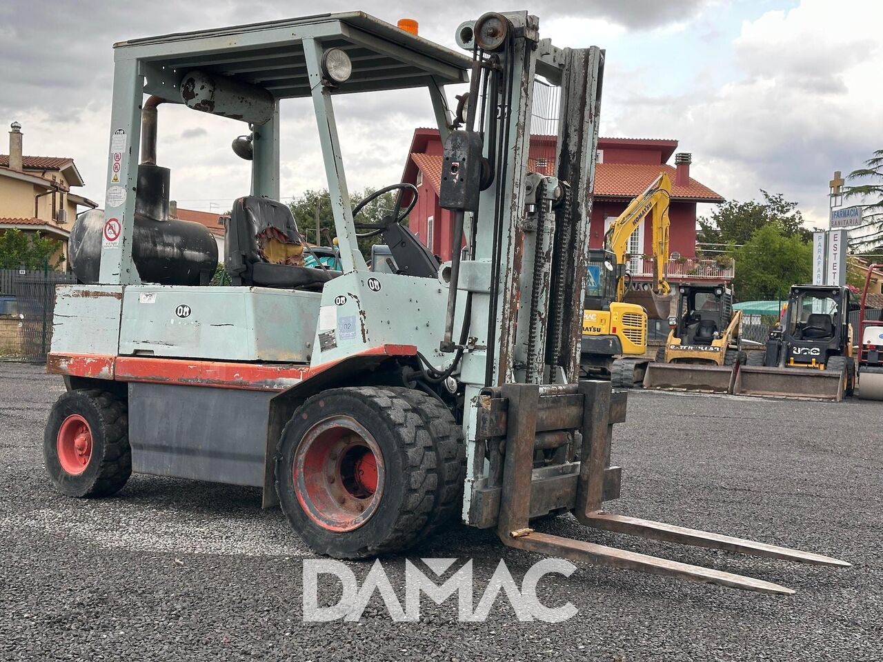 OM DI35C - Forklift listrik: gambar 1 OM DI35C - Forklift listrik: gambar 1
