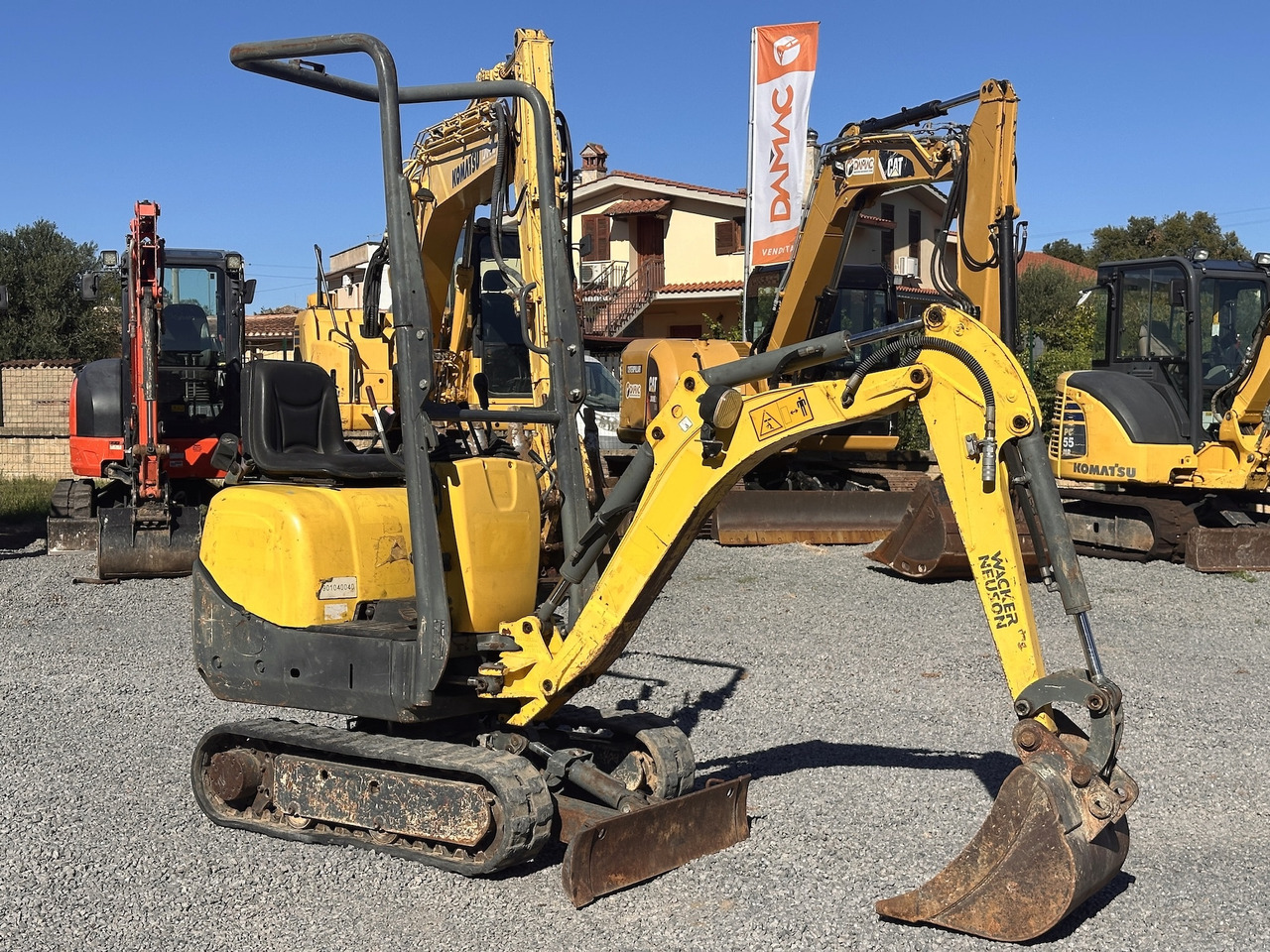 WACKER NEUSON E08-01 - Ekskavator mini: gambar 1 WACKER NEUSON E08-01 - Ekskavator mini: gambar 1