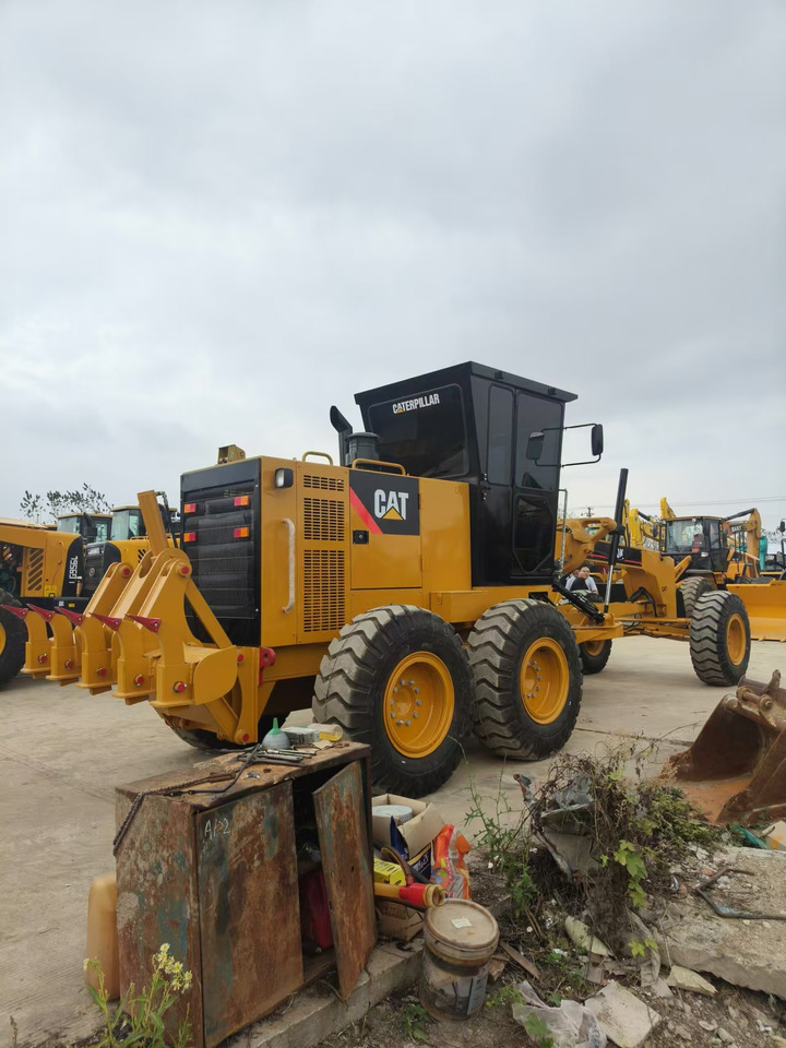 CATERPILLAR 140K - Grader: gambar 5 CATERPILLAR 140K - Grader: gambar 5