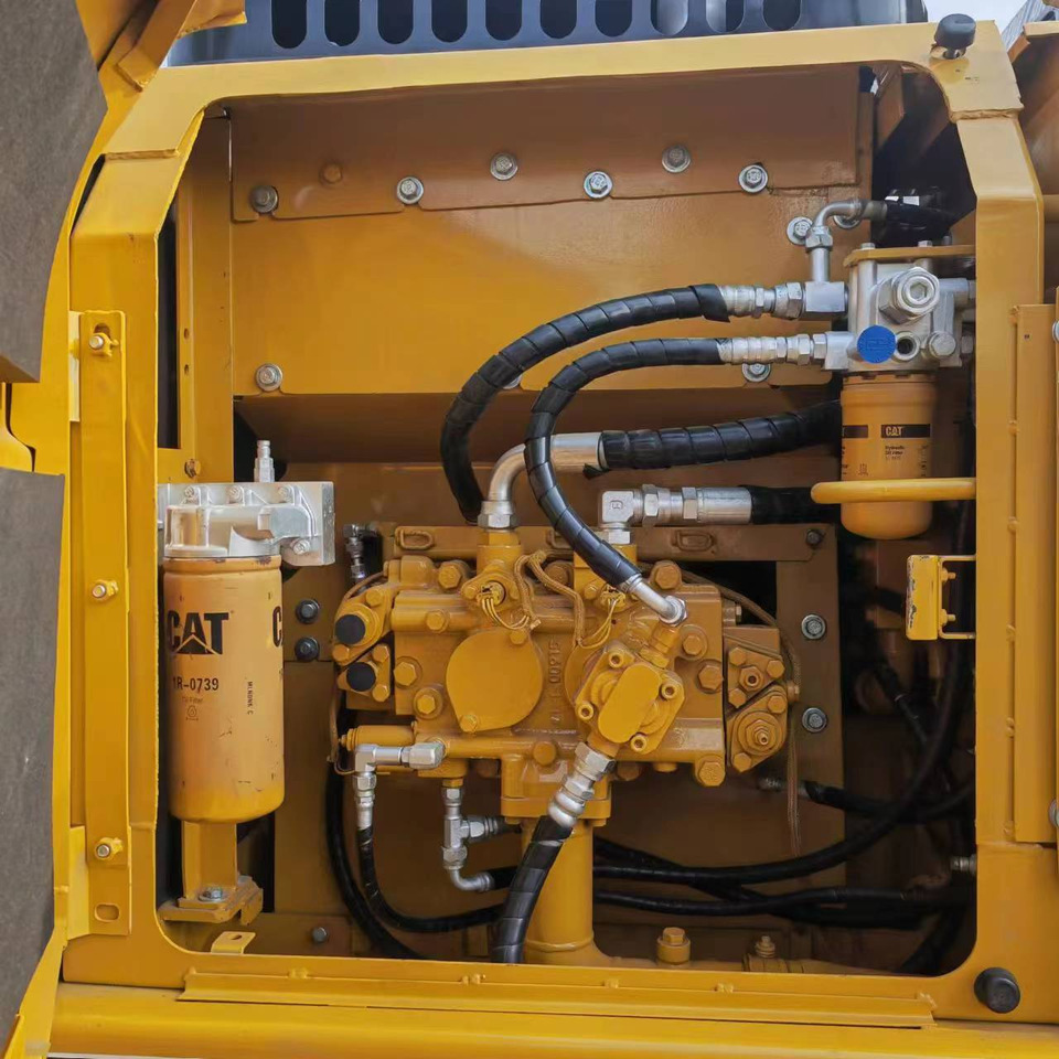Ekskavator perayap CATERPILLAR 315D [ Copy ]: gambar 23