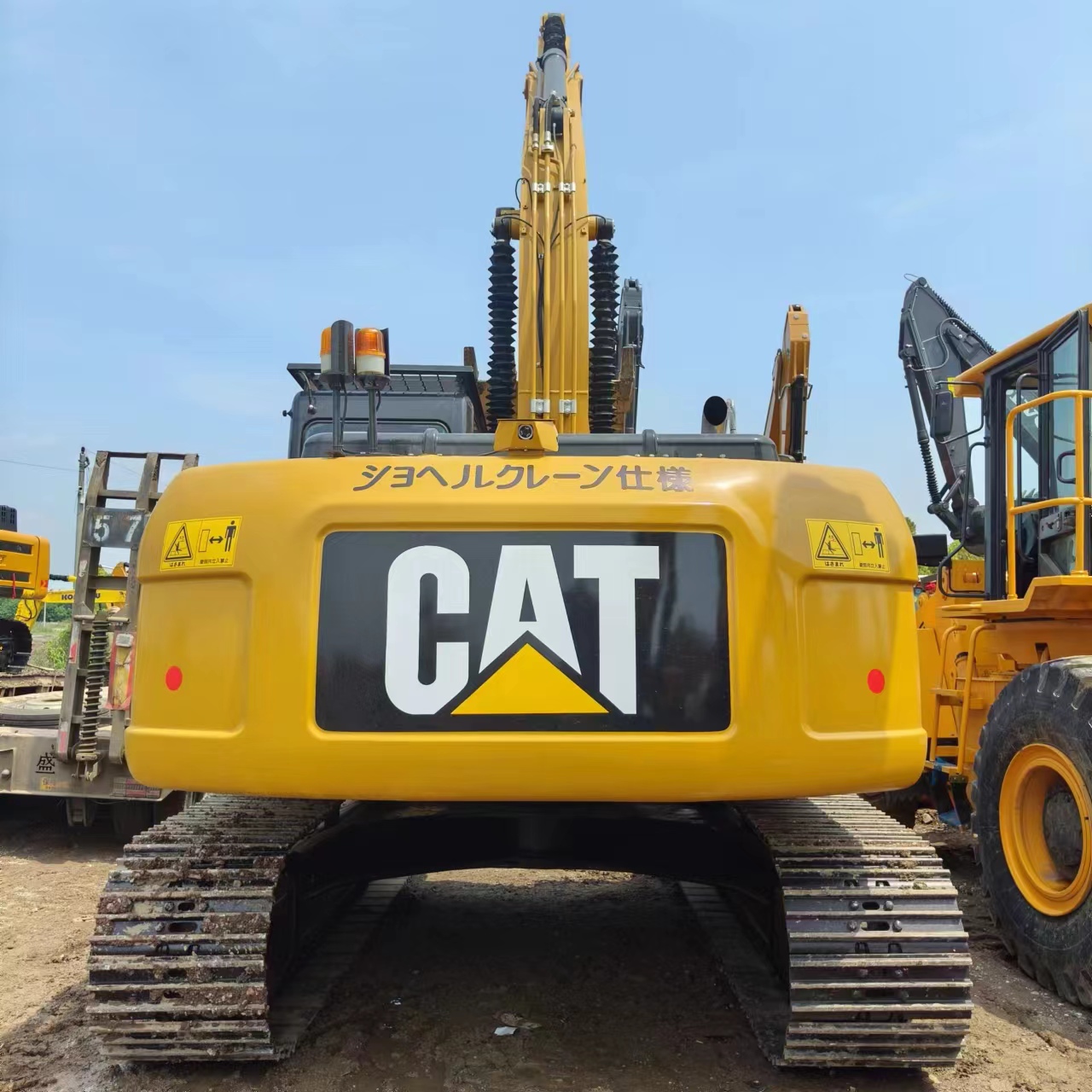 CATERPILLAR 323 - Ekskavator perayap: gambar 2 CATERPILLAR 323 - Ekskavator perayap: gambar 2