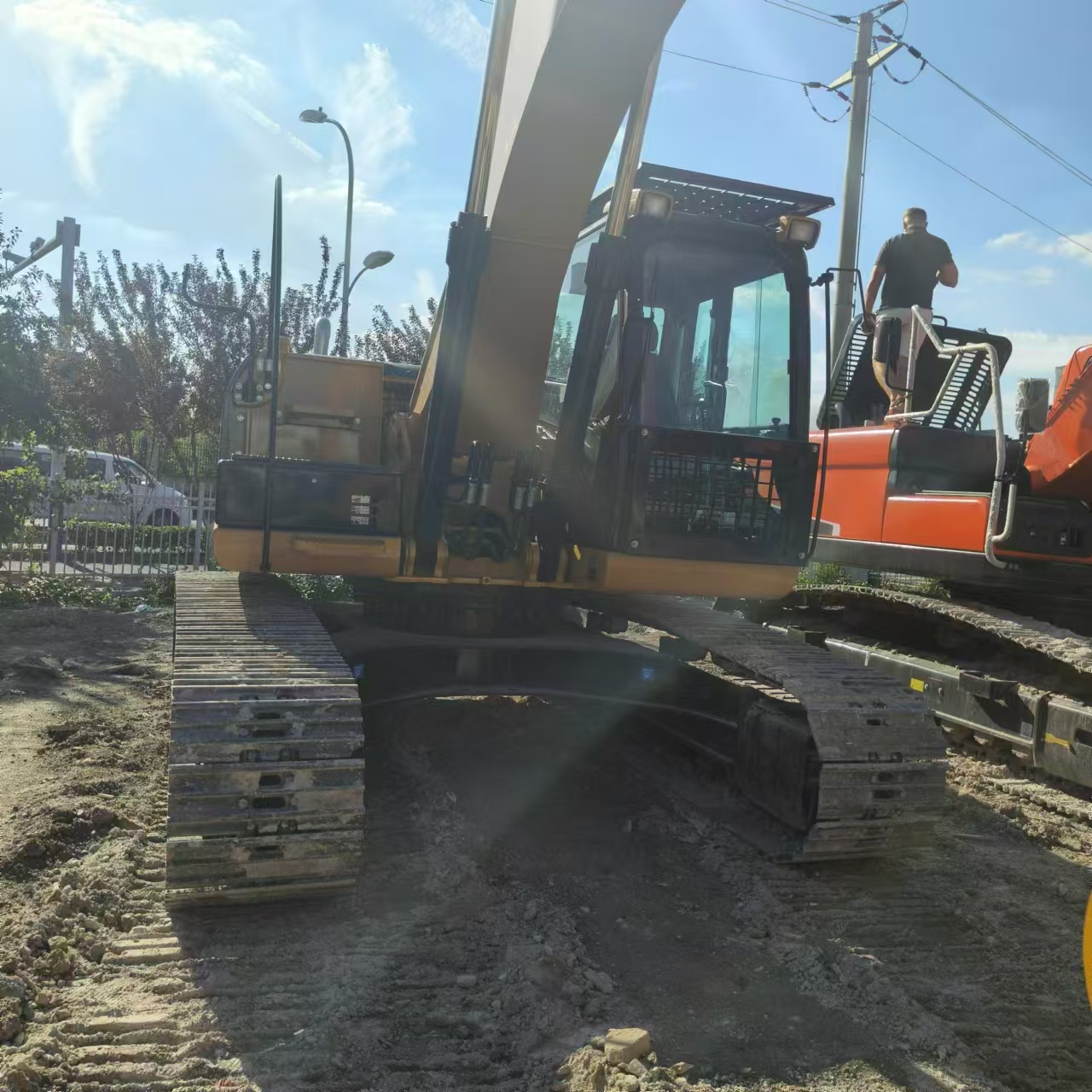 CATERPILLAR 323D - Ekskavator perayap: gambar 4 CATERPILLAR 323D - Ekskavator perayap: gambar 4