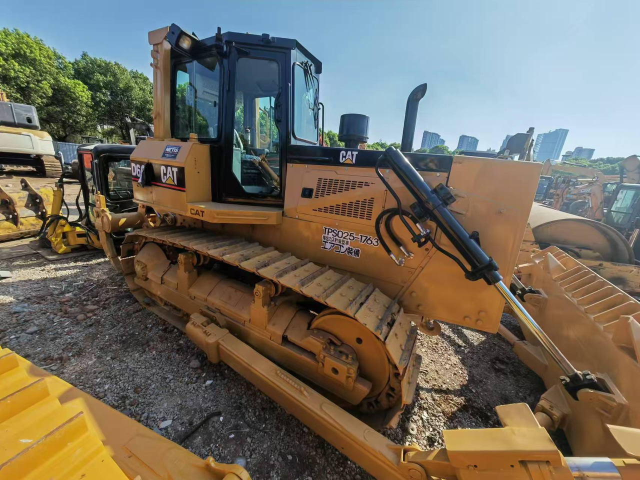CATERPILLAR D6G - Bulldozer: gambar 3 CATERPILLAR D6G - Bulldozer: gambar 3