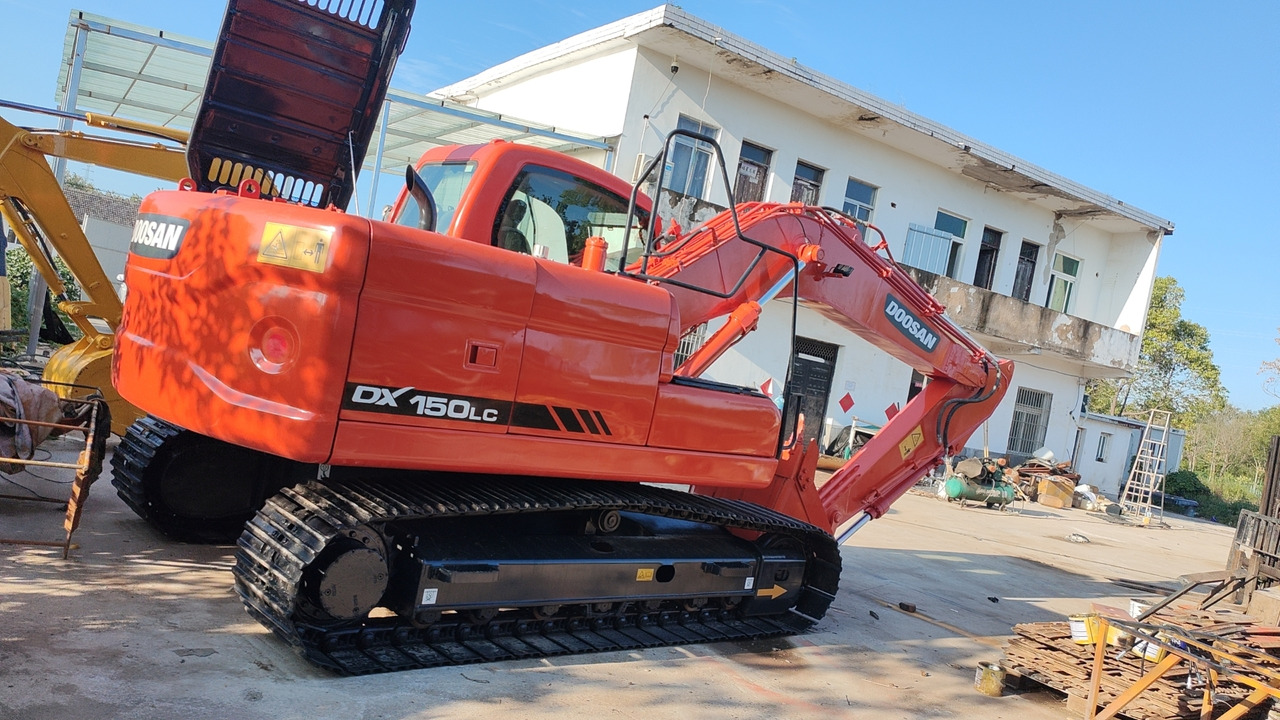 DOOSAN DX150 - Ekskavator perayap: gambar 2 DOOSAN DX150 - Ekskavator perayap: gambar 2