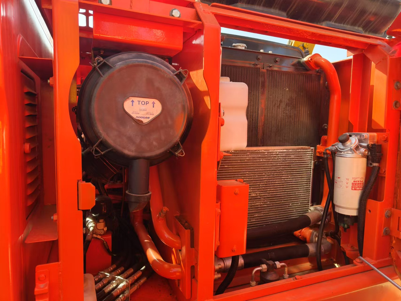 DOOSAN DX150 - Ekskavator: gambar 4 DOOSAN DX150 - Ekskavator: gambar 4