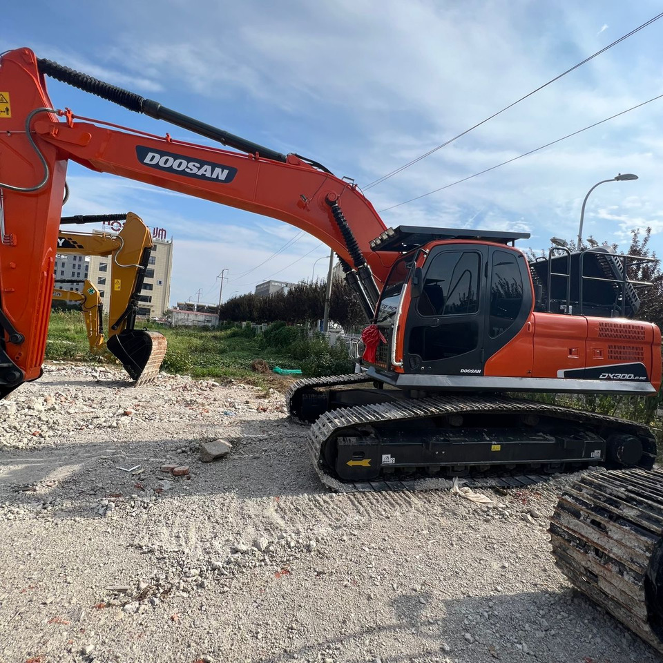 DOOSAN DX300 - Ekskavator perayap: gambar 1 DOOSAN DX300 - Ekskavator perayap: gambar 1