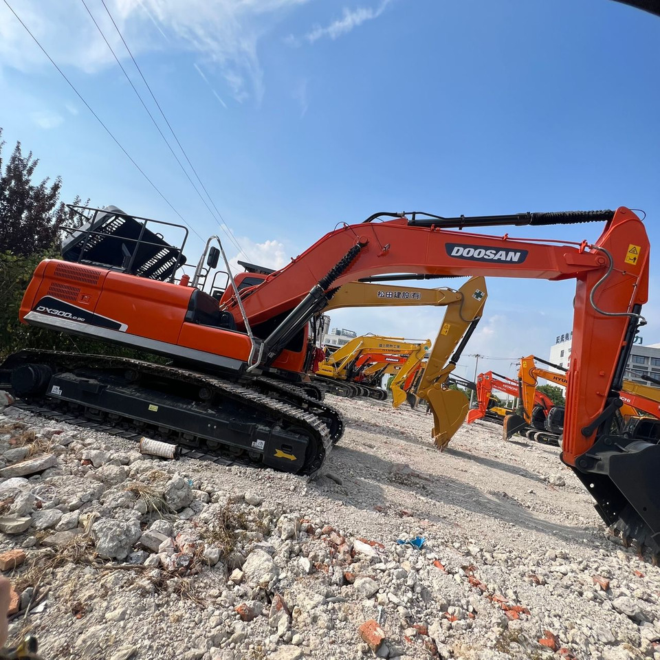 DOOSAN DX300 - Ekskavator perayap: gambar 2 DOOSAN DX300 - Ekskavator perayap: gambar 2