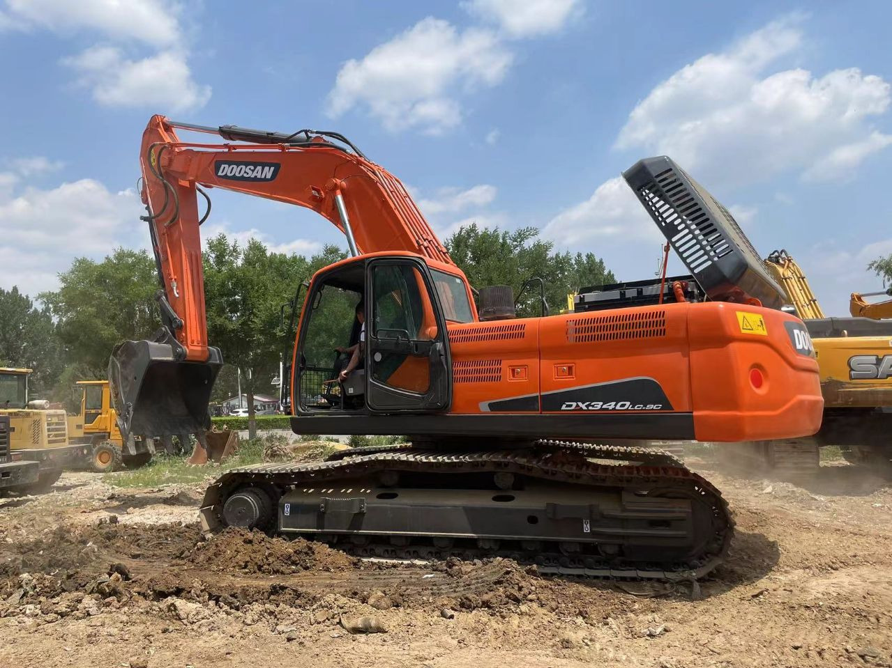 DOOSAN DX340 - Ekskavator perayap: gambar 1 DOOSAN DX340 - Ekskavator perayap: gambar 1