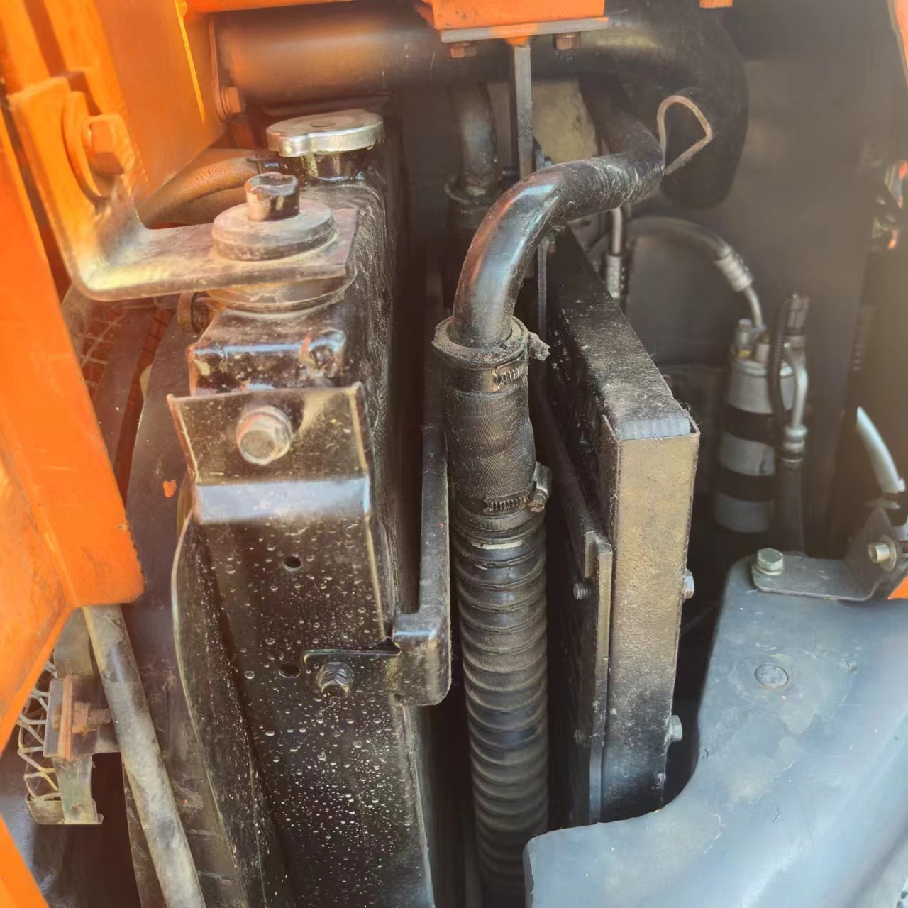 Ekskavator mini HITACHI ZX 55: gambar 7