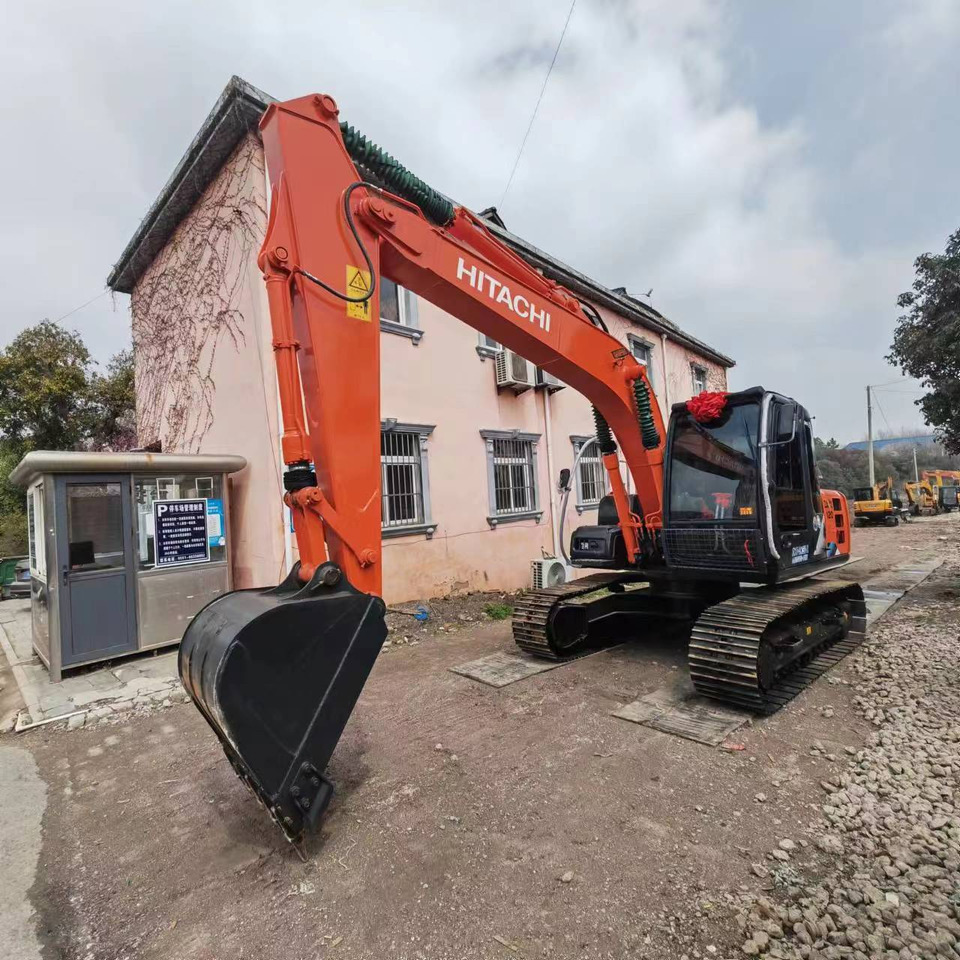 HITACHI ZX120 - Ekskavator mini: gambar 1 HITACHI ZX120 - Ekskavator mini: gambar 1