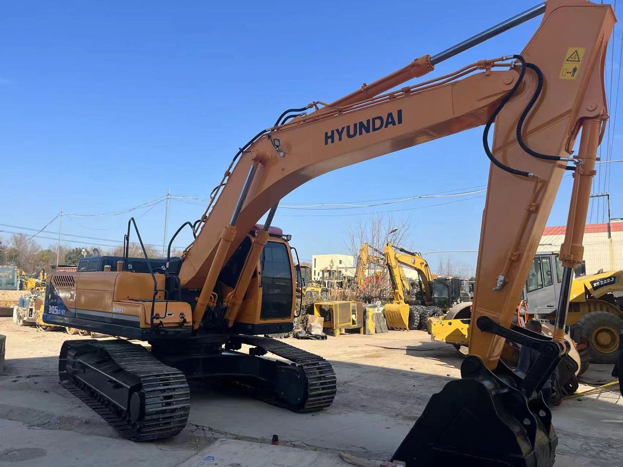 Hyundai 305 - Ekskavator perayap: gambar 2 Hyundai 305 - Ekskavator perayap: gambar 2