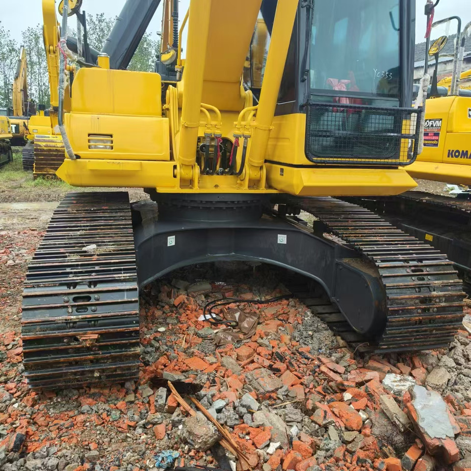 KOMATSU PC200 - Ekskavator perayap: gambar 5 KOMATSU PC200 - Ekskavator perayap: gambar 5
