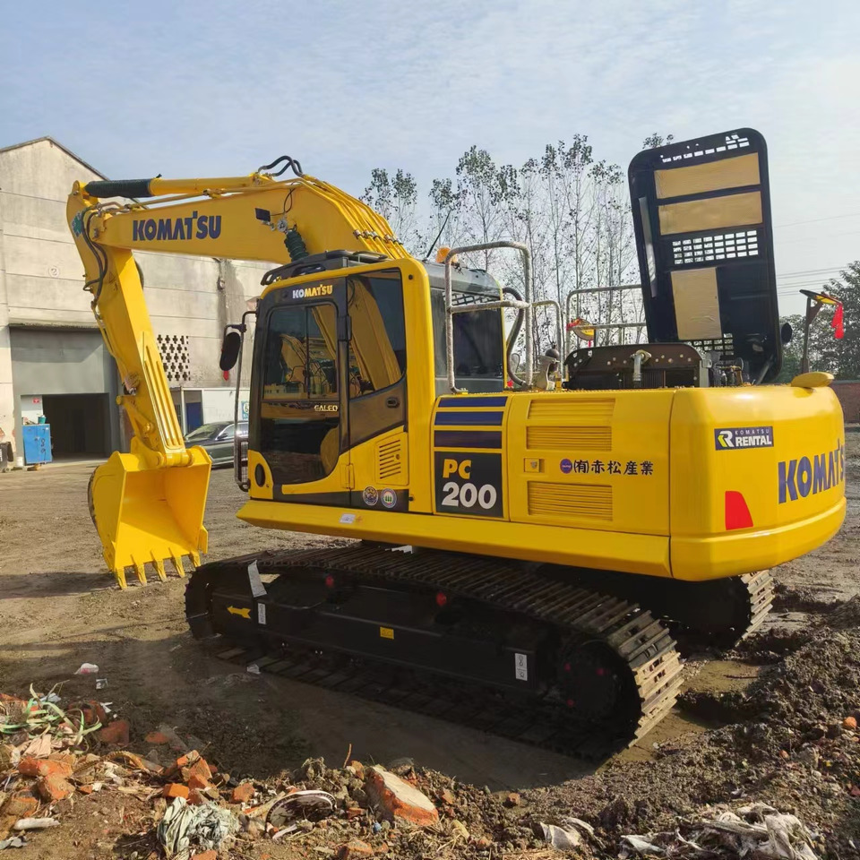 KOMATSU PC200 - Ekskavator perayap: gambar 5 KOMATSU PC200 - Ekskavator perayap: gambar 5