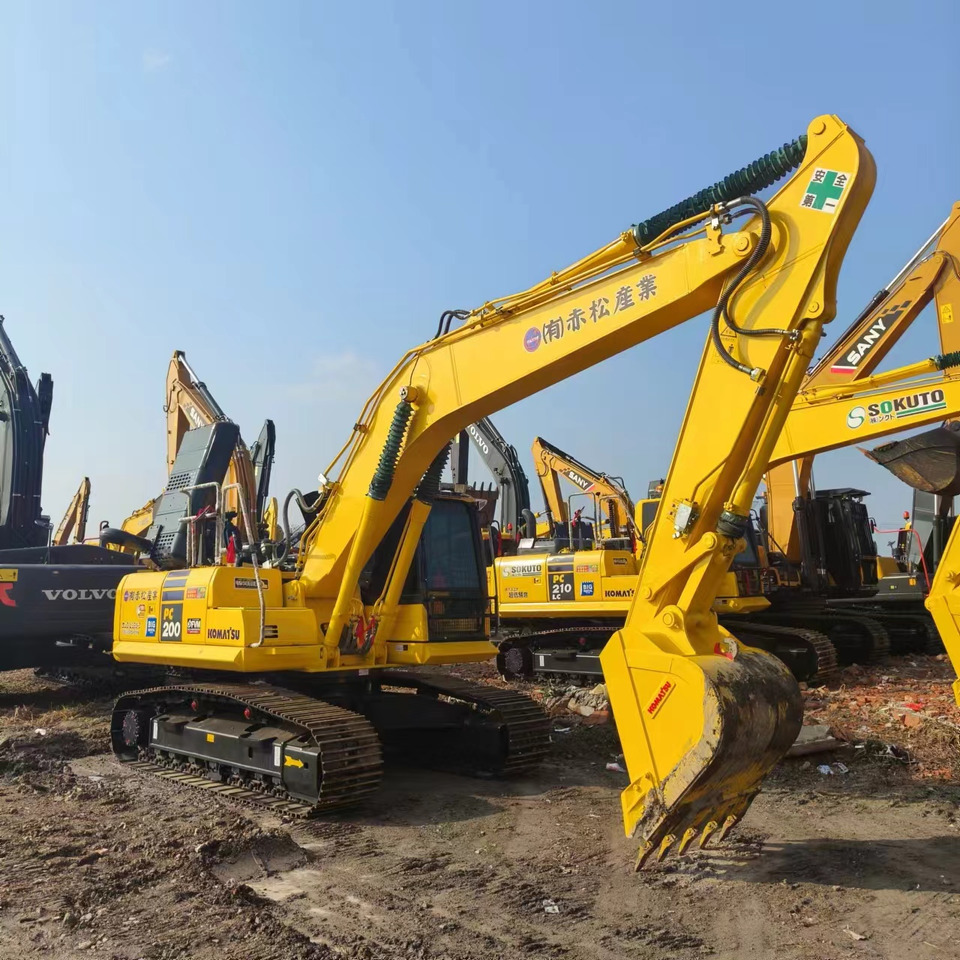KOMATSU PC200 - Ekskavator perayap: gambar 2 KOMATSU PC200 - Ekskavator perayap: gambar 2